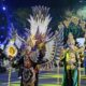 Sulap Kota Jadi Lautan Cahaya Surabaya Vaganza 2026 Spektakuler, Ribuan Penonton Serbu Rute Parade