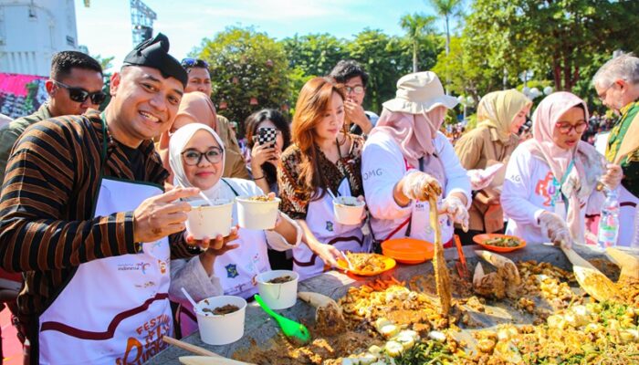 Sambut Rujak Phoria, Festival Rujak Uleg Surabaya 2026 Siap Digelar Meriah Besok Malam