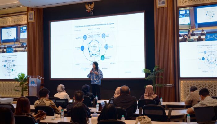 UK Petra Siapkan UKM Hadapi Ketidakpastian Ekonomi Lewat Ekosistem Bisnis dan Coaching Global