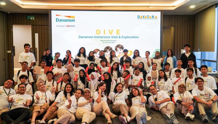 Danamon Kenalkan Industri Perbankan kepada Generasi Muda Lewat Program DIVE Chapter Youth