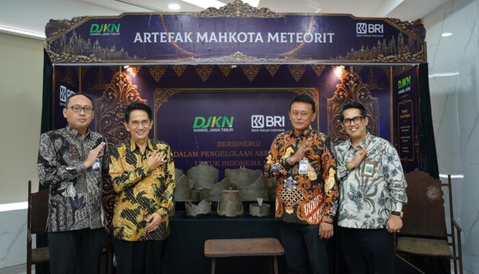 DJKN Jatim dan BRI Gelar Gebyar Lelang Indonesia, Hadirkan Pameran Artefak Meteorit Bertajuk “Mahkota dari Langit”