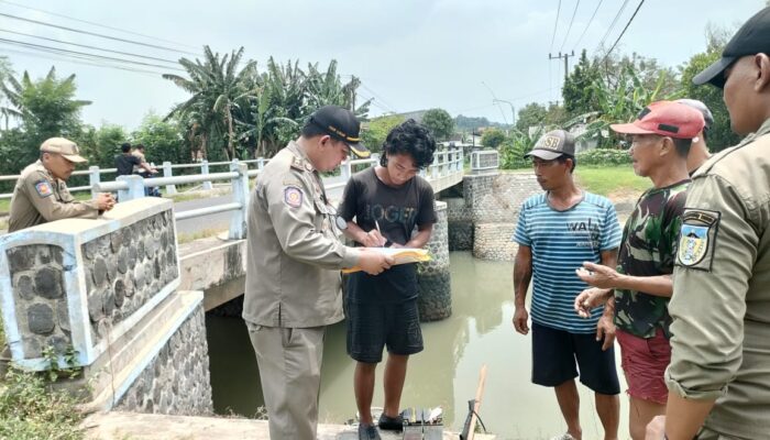 Kadis Perikanan Kediri Gandeng Masyarakat Perangi Praktik Setrum dan Potas Ikan di Sungai