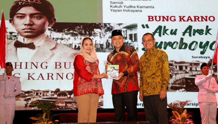 Pemkot Luncurkan Buku “Bung Karno: Aku Arek Suroboyo”, Tegaskan Soekarno Lahir di Surabaya