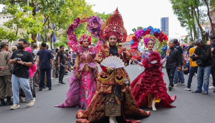 Surabaya Fashion Festival 2026 Angkat Karya Desainer Lokal, Pemkot Dorong Industri Kreatif dan Perputaran Ekonomi