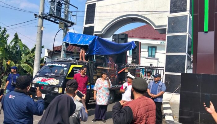 Soroti Fakta Persidangan, Massa AKB Kediri Raya Desak Kejari Usut Dugaan Aliran Uang Rp1,2 Miliar