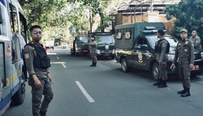 Pemkot Surabaya Tertibkan Jalan Nias, Wali Kota Eri: Kepentingan Publik Harus Diutamakan