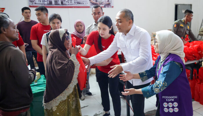 Wali Kota Eri Apresiasi Aksi Sosial 10Regentstraat, Sebut Gotong Royong Jadi Kunci Bantu Warga