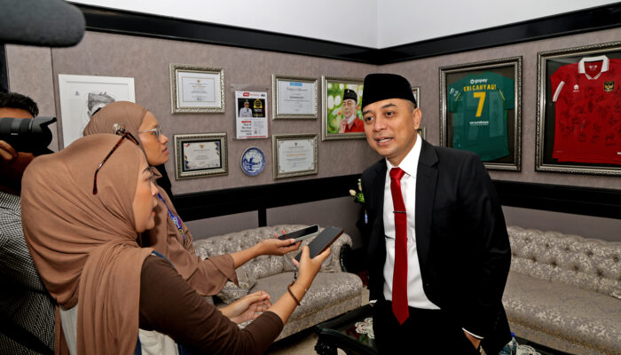 Tak Peka Keluhan Warga, Wali Kota Eri Instruksikan Inspektorat Periksa Tiga Kecamatan