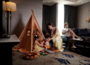 Vasa Hotel Surabaya Hadirkan Family Playcation, Liburan Sekolah dengan Playground hingga Camping Dalam Kamar