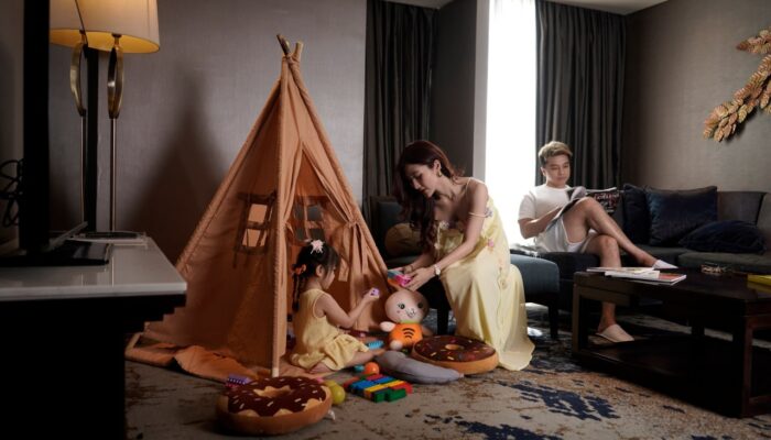 Vasa Hotel Surabaya Hadirkan Family Playcation, Liburan Sekolah dengan Playground hingga Camping Dalam Kamar