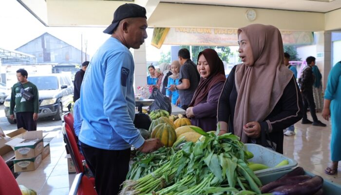 Jaga Stabilitas Harga Bahan Pokok dan Inflasi, Pemkot Surabaya Gandeng Stakeholder di GPM Kedung Cowek