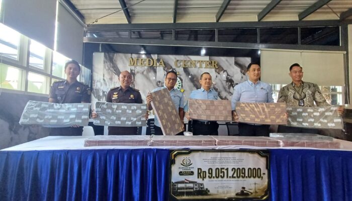 Kejari Surabaya Eksekusi Aset TPPU Judi Online, Rp9,05 Miliar Masuk Kas Negara
