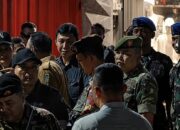 Pemkot Surabaya bersama Satgas Anti Premanisme Sisir Manukan Surabaya, Jukir Diamankan dan Pungli PKL Kena Peringatan