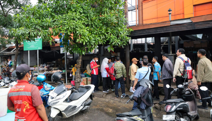 Pemkot Surabaya Fasilitasi 2.700 Stan Kosong bagi Pedagang Pasar Tumpah