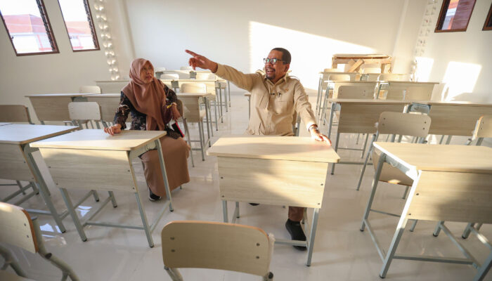 Tinjau Pembangunan Sekolah Rakyat di Surabaya, Kepala Bakom RI Puji Fasilitas Megah untuk Anak Kurang Mampu