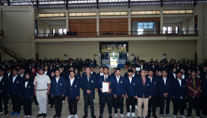 UAB Apresiasi Ormawa Berprestasi, Siapkan Kepemimpinan Mahasiswa Masa Bakti 2026-2027