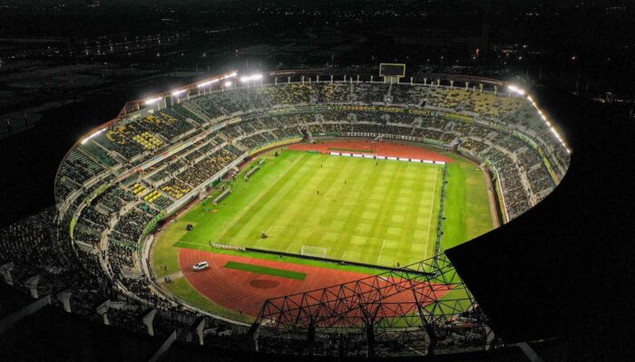 Surabaya Tuan Rumah Piala Presiden 2026, Stadion GBT dan Fasilitas Latihan Siap Digunakan