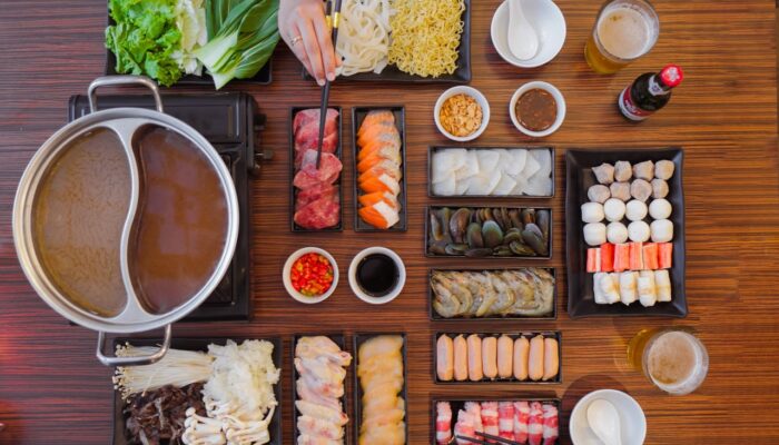 Whiz Luxe Hotel Spazio Surabaya Hadirkan Triple Hotpot Feast untuk Lengkapi Momen Kebersamaan