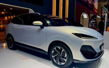 LEPAS E4 EV Meluncur dengan Jarak Tempuh 600 Km, Dibanderol Rp339 Juta