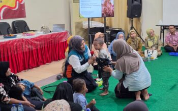 IDSurvey Perkuat Pencegahan Stunting Berbasis Keluarga dan Komunitas di Bidara Cina