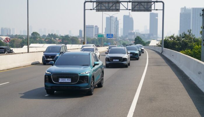 LEPAS L8 PHEV Tawarkan Mobilitas Listrik Harian dengan Jangkauan Lebih dari 1.300 Km