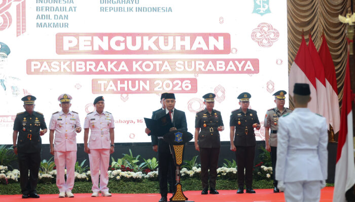 Bakar Semangat 98 Paskibraka Surabaya, Wali Kota Eri: Warisi Api Perjuangan Soekarno, Bukan Abunya