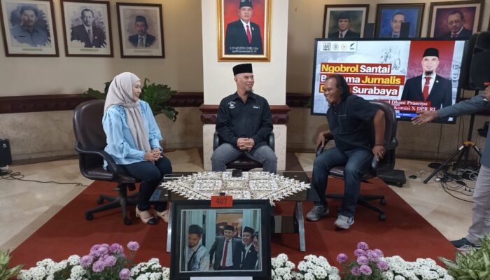 Dari Musisi hingga DPR RI, Ahmad Dhani Berbagi Cerita Transformasi Surabaya di Gedung Dewan
